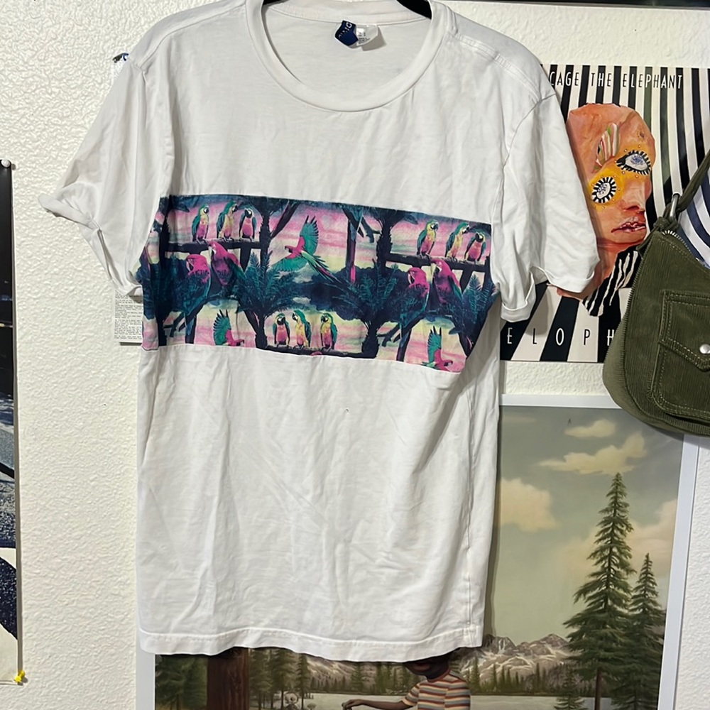 h&m tee